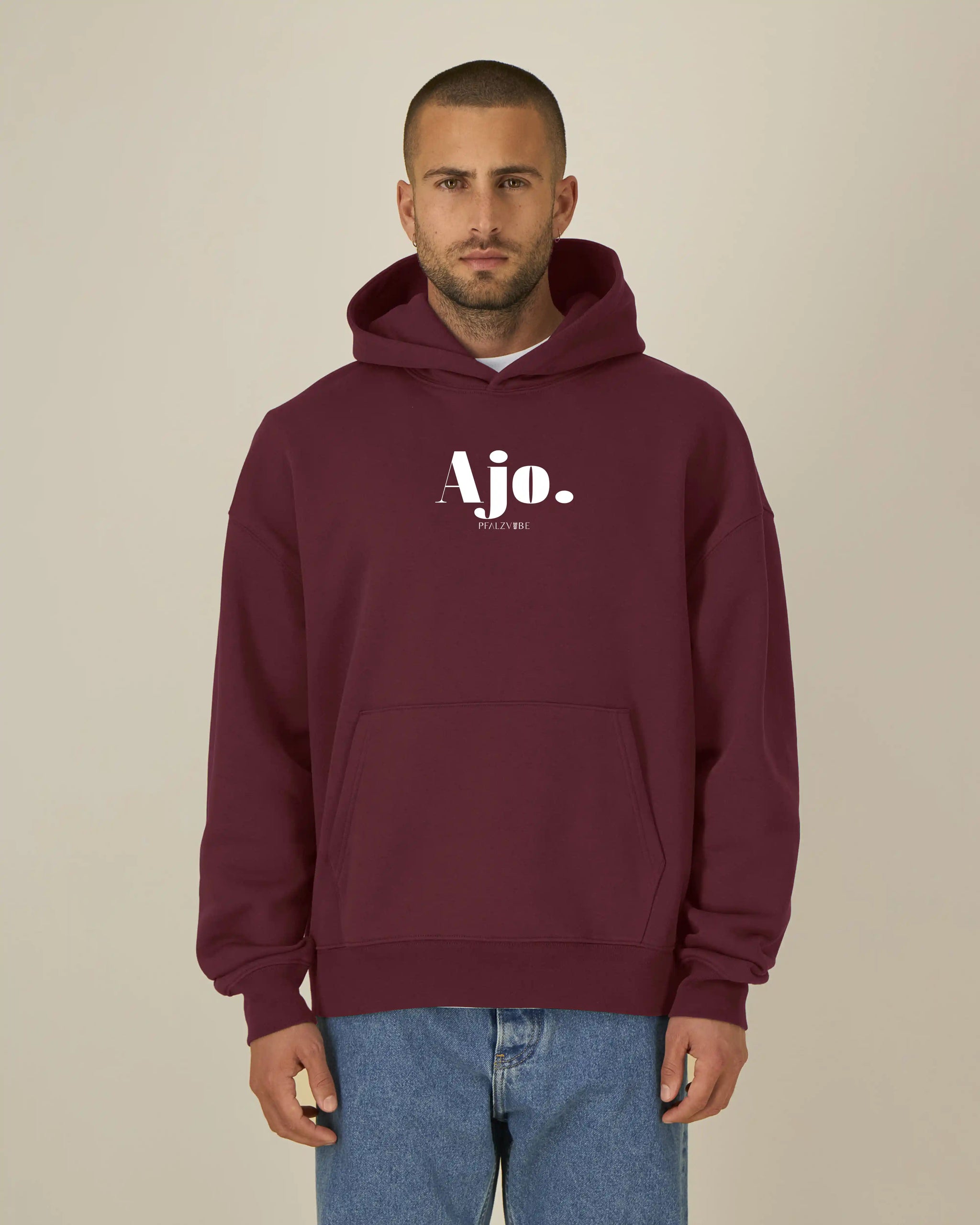 Ajo. Hoodie – Seitenansicht – Bio Pfaelzer Streetwear | PFALZVIBE
