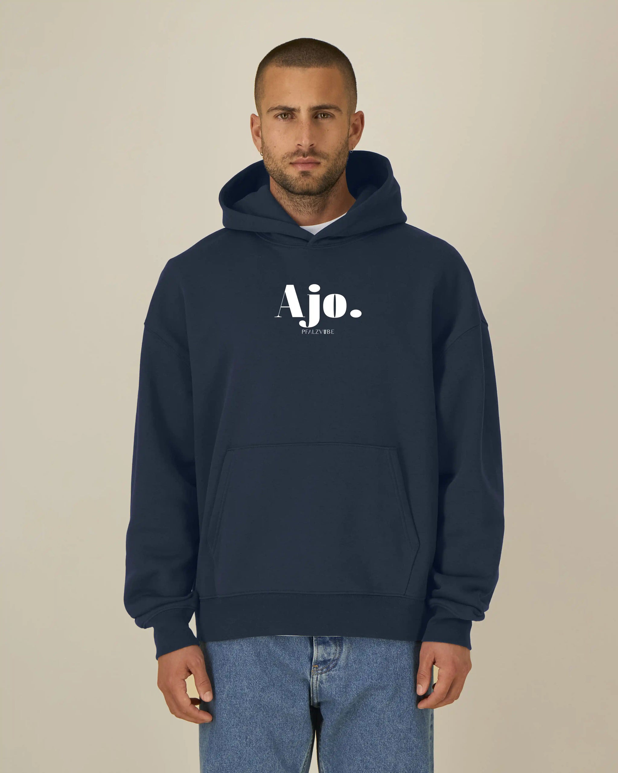 Ajo. Hoodie – Rueckansicht – Bio Pfaelzer Streetwear | PFALZVIBE