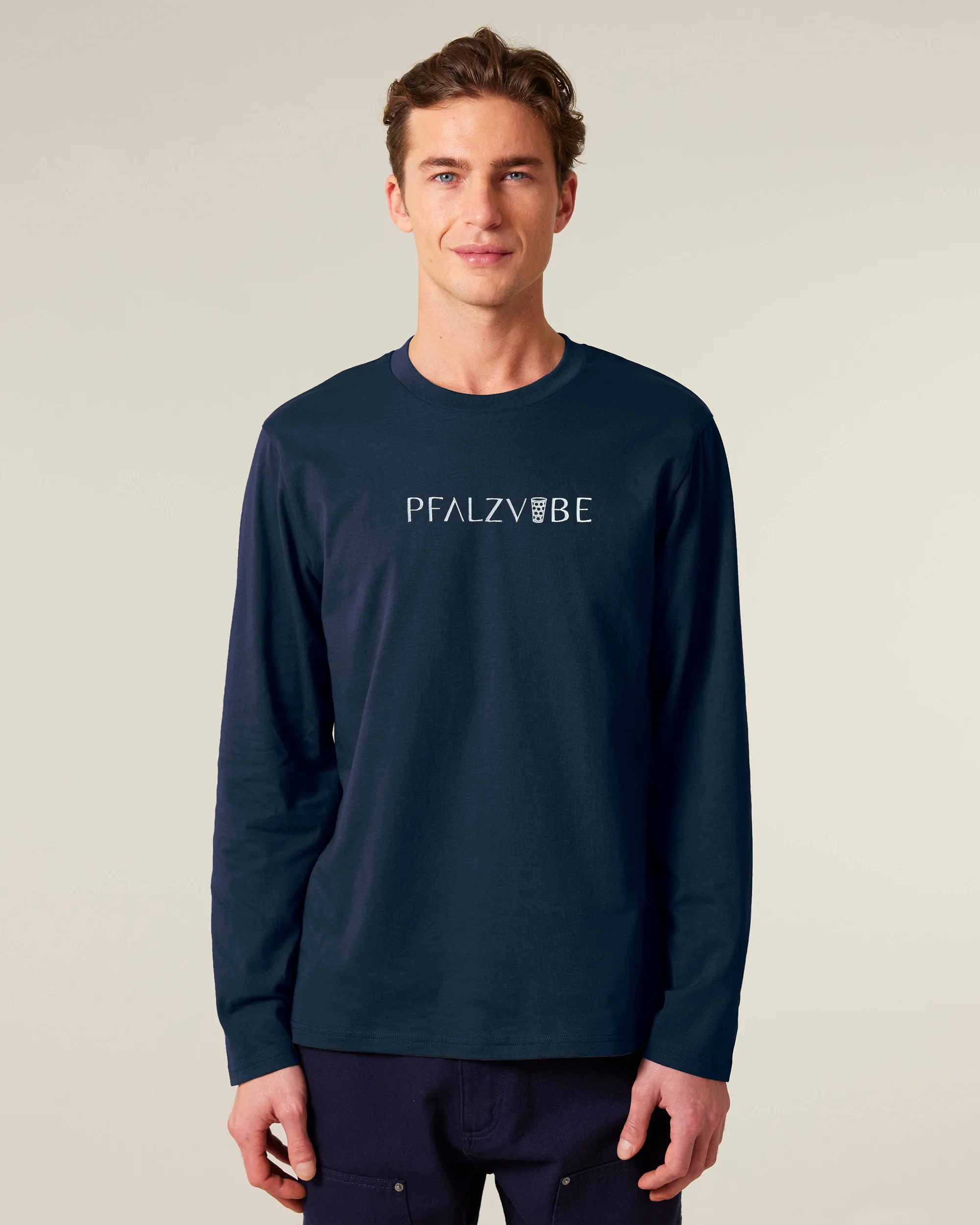 PFALZVIBE Premium Stick Langarmshirt – Produktbild – Bio Pfaelzer Streetwear | PFALZVIBE
