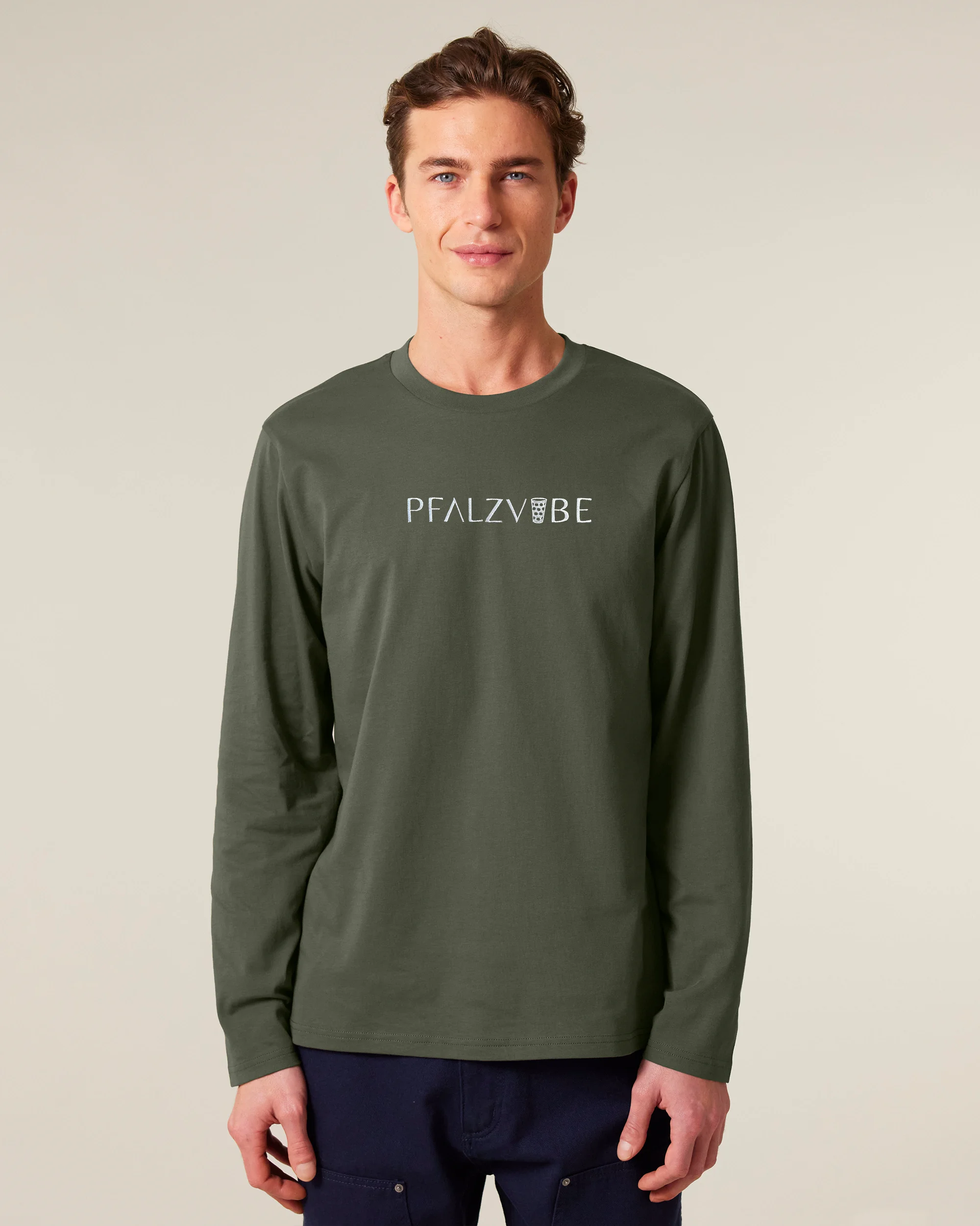 PFALZVIBE Premium Stick Langarmshirt – Frontansicht – Bio Pfaelzer Streetwear | PFALZVIBE