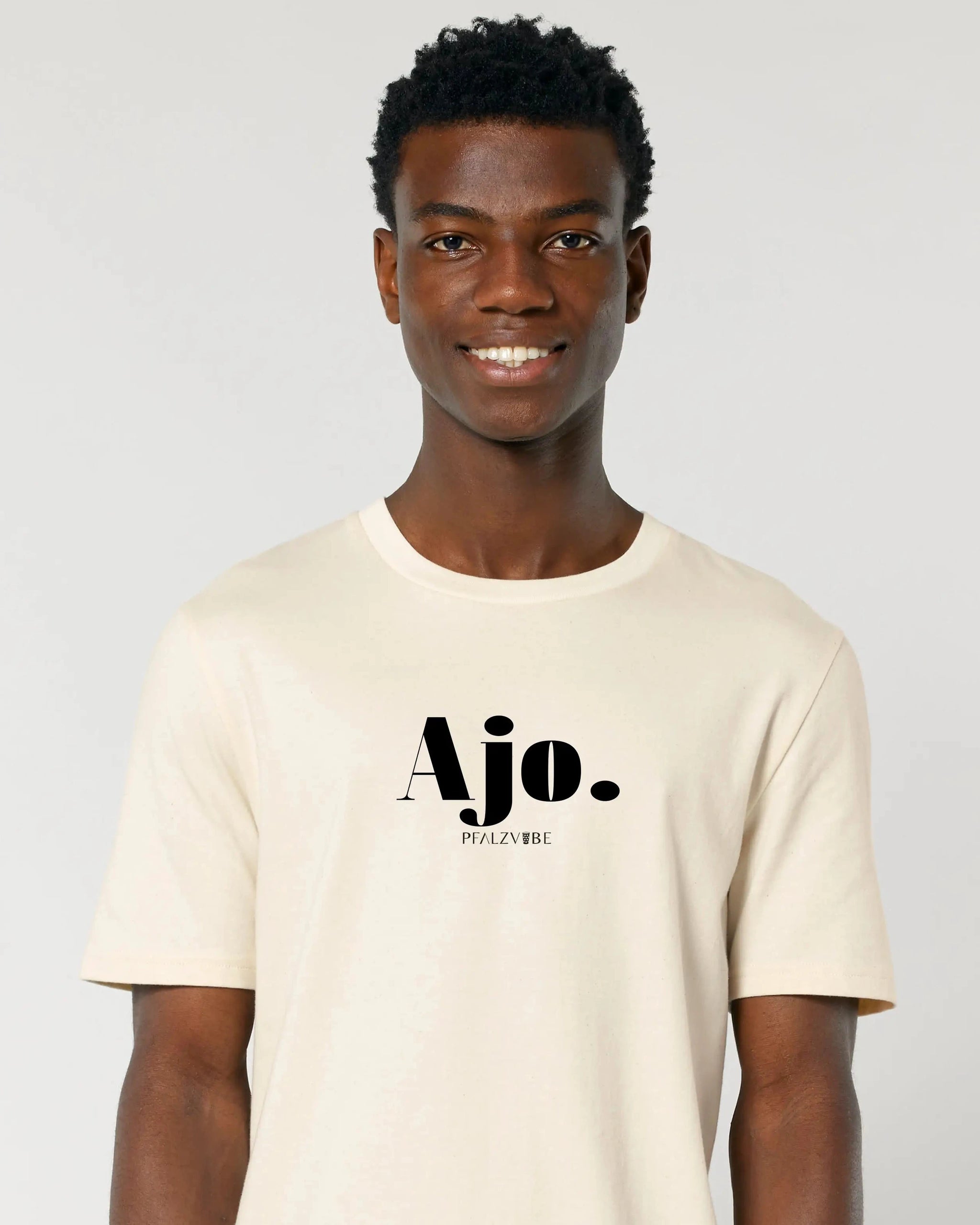 Ajo. T-Shirt – Seitenansicht – Bio Pfaelzer Streetwear | PFALZVIBE